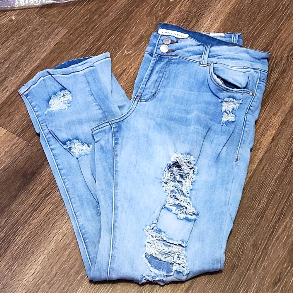 Super cute jeans